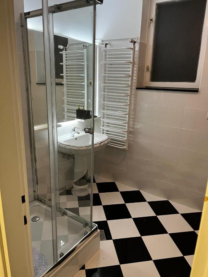 Apartman Gold Maris Lägenhet Karlovac Exteriör bild